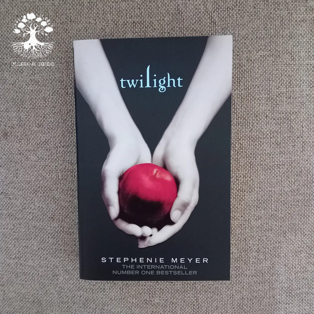 TWILIGHT by Stephenie Meyer