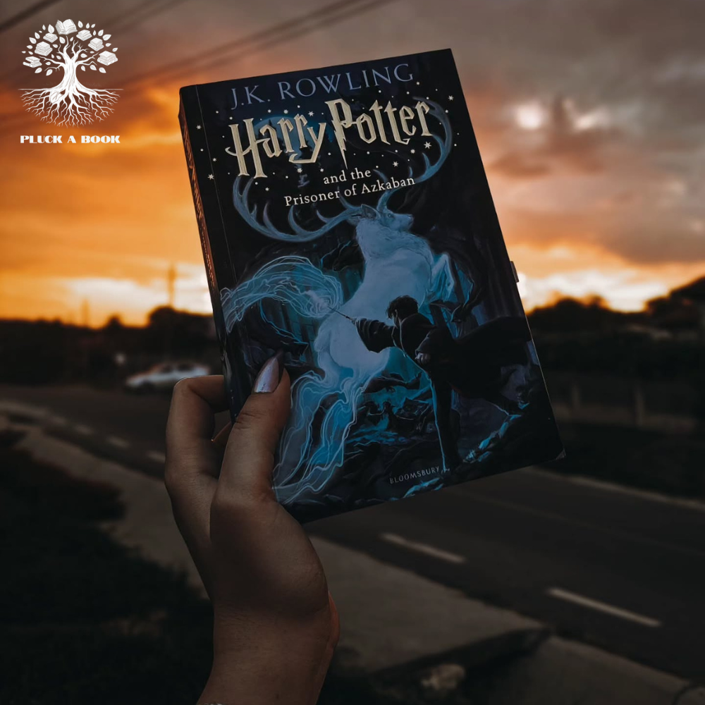 HARRY POTTER AND THE PRISONER OF AZKABAN: The Harry Potter Series (Book 3) by J.K. Rowling