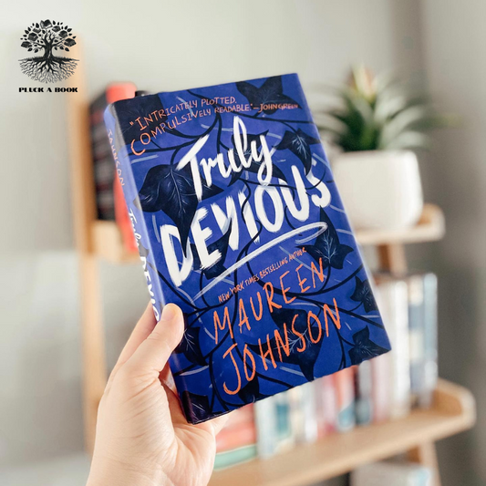 TRULY DEVIOUS: Truly Devious series (Book 1) by Maureen Johnson