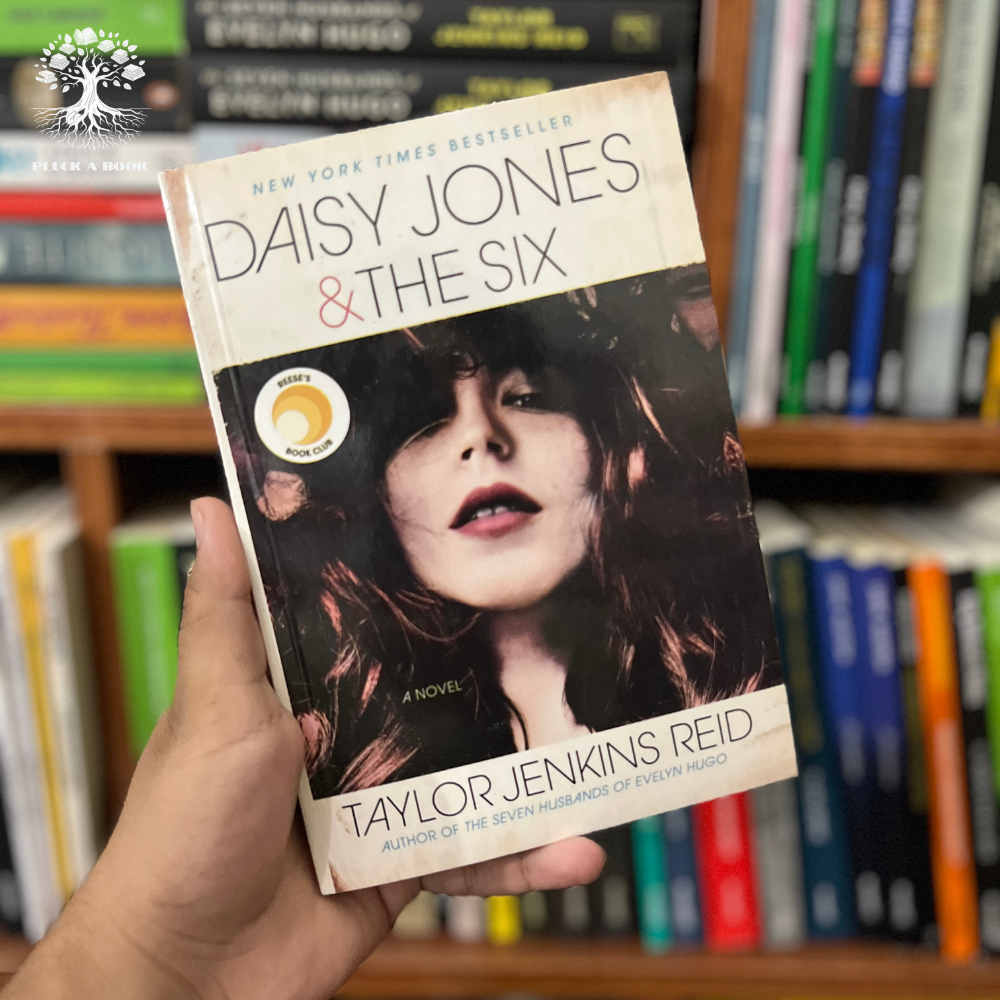 DAISY JONES & THE SIX by Taylor Jenkins Reid